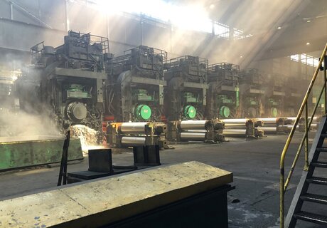 Verzwaren walskracht voor  staalproductie
